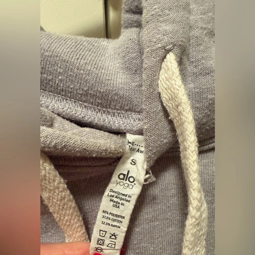 Alo Yoga Gray Crop Hoodie Pullover Sweatshirt Made in USA sz S